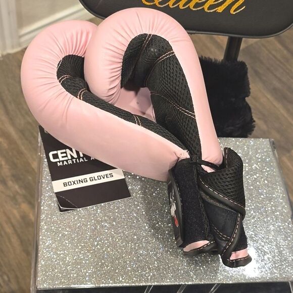 Century Martial Arts Pink Boxing Gloves - Picture 4 of 4
